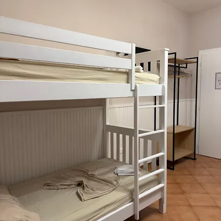 Penzion Guroal House Shëngjin