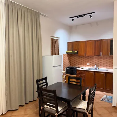 Guroal House 3* Shëngjin