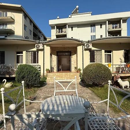 Gasthuis Guroal House Shëngjin