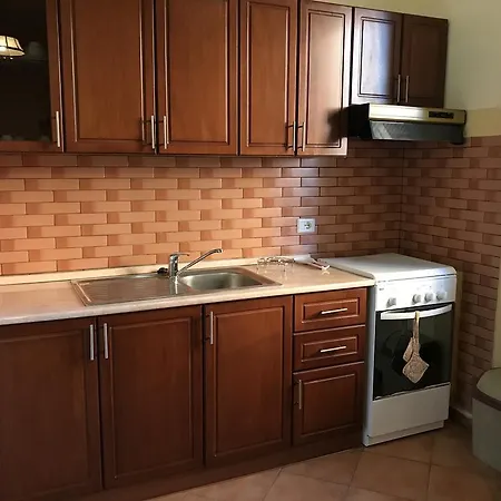 Guest house Guroal House *