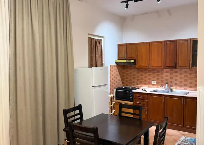 Guroal House 3* Shëngjin